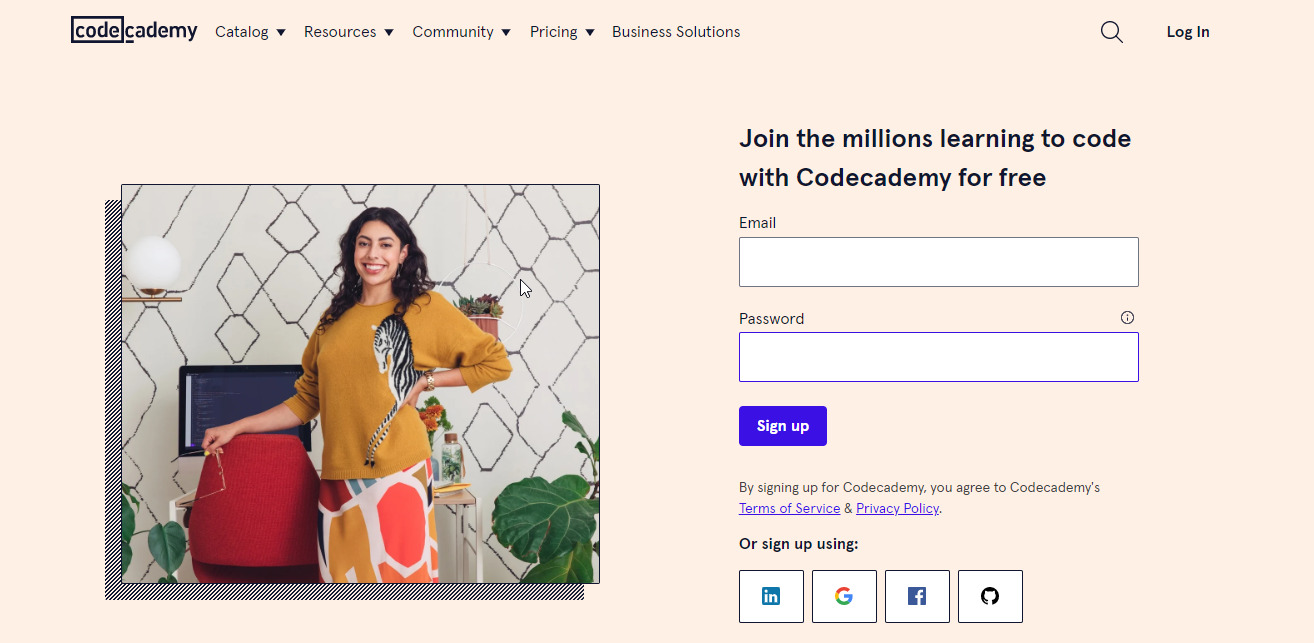 CODECADEMY أفضل المواقع لتعلم البرمجة في عام 2023